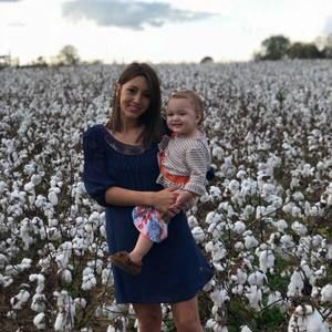 Meet your Posher, Christina